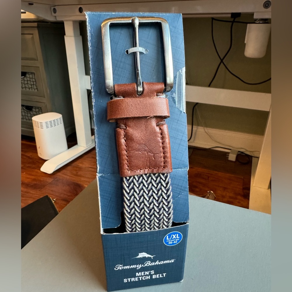 Men’s Brand New Tommy Bahama Two-Tone Stretch Webbed Belt